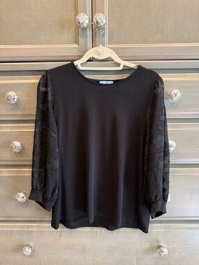 CeCe Black Puff-Sleeve Knit Blouse